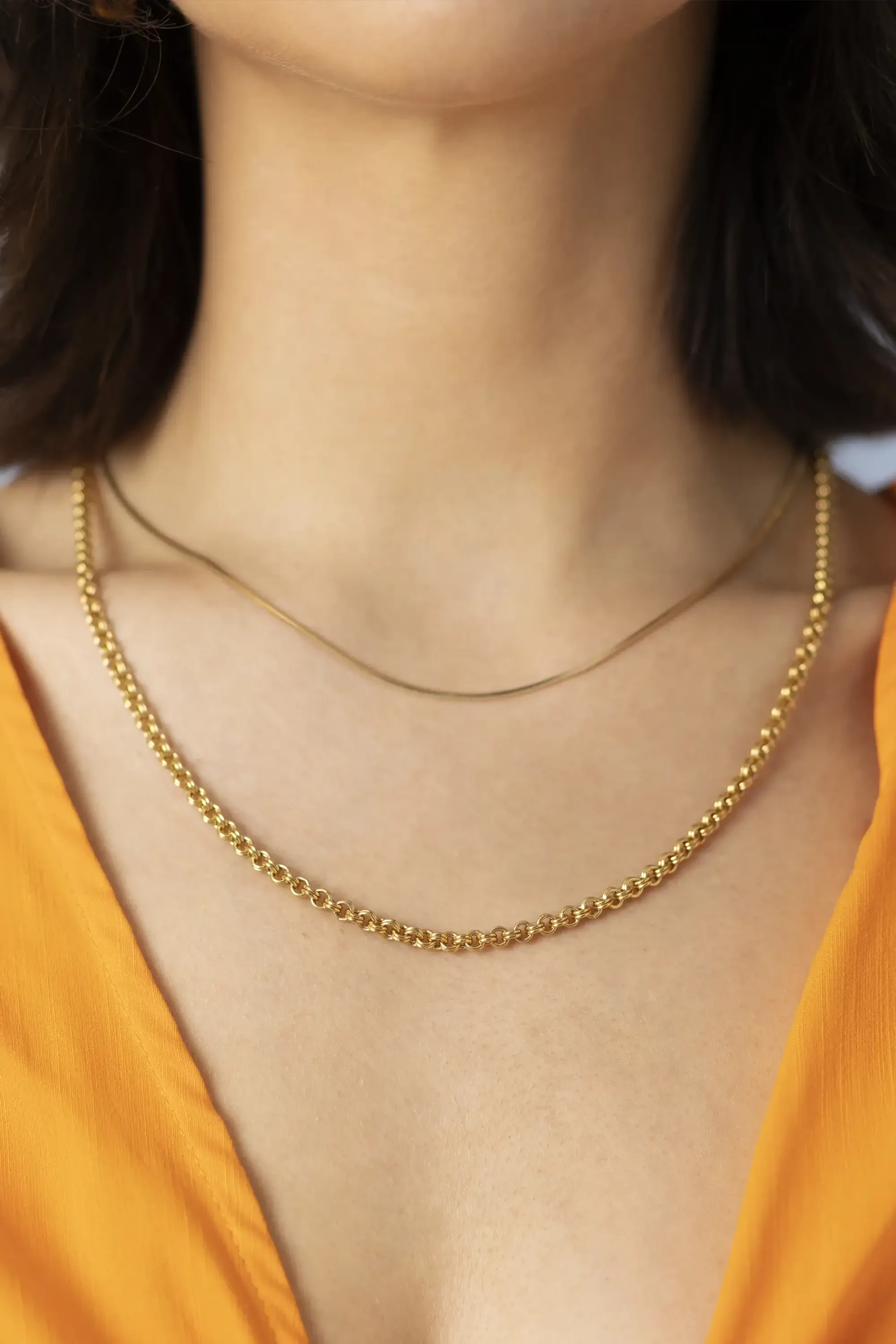 namana Collana Donna Oro con Ciondolo Tondo a Disco per Donna e Ragazza, Collana Agata Bianca Donna con Finitura Spazzolata, Collana Rotonda Geometrica, Gioielli Donna con Confezione Regalo