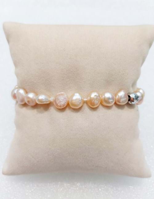 Bracciale elastico con perle rosa