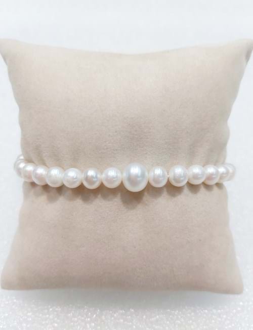 Bracciale elastico di  perle